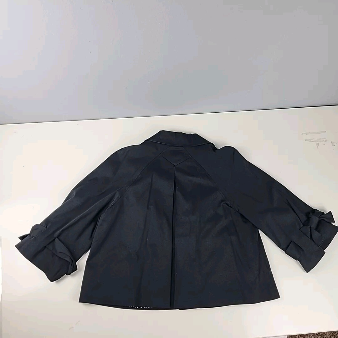 Picture 10 of 12