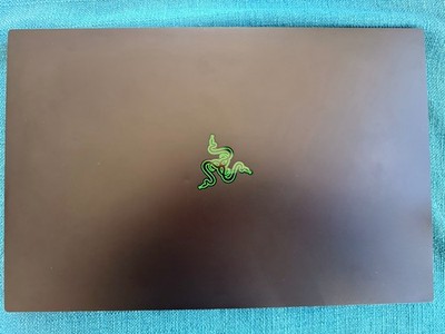 RAZER BLADE PRO 17 17.3'' UHD 4K +TOUCH I7-10875H 16GB 1TB SSD RTX2080 SUPER