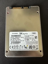 Dell HG3NP SK hynix HFS256G32TNH 256GB 2.5" 6GBPS SATA SSD Hard Drive