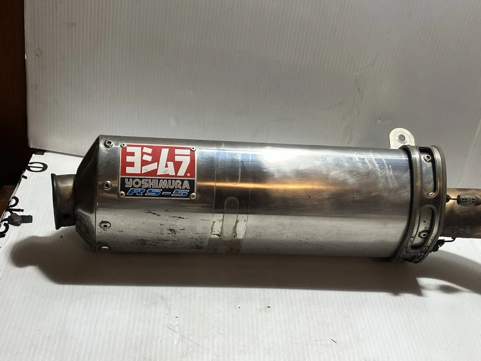 2004 Honda Cbr600rr Yoshimura Rs-5 Under tail Exhaust Foto 2 de 4