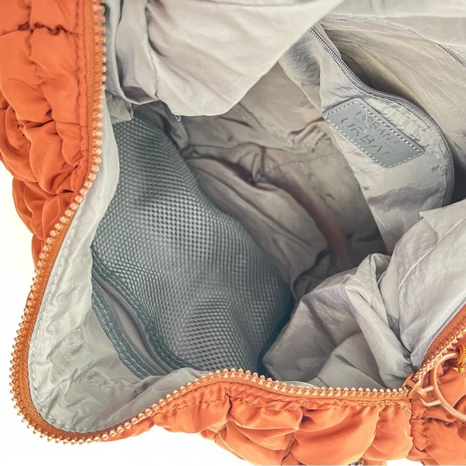 Bolso de Hombro Urbanfit Urban Expressions Deportivo Marrón Naranja Acolchado Foto 4 de 4