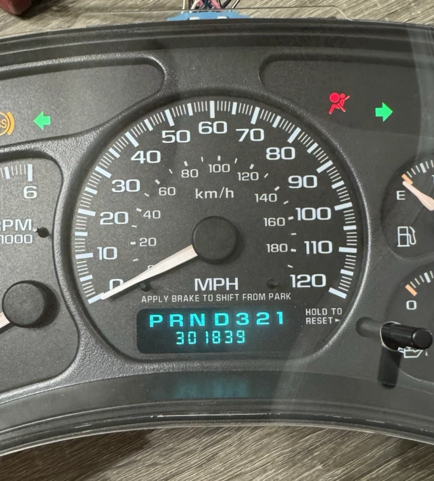 99-02 SILVERADO SIERRA TAHOE YUKON TABLERO SUBURBANO CUADRO DE INSTRUMENTOS 301k Foto 3 de 4