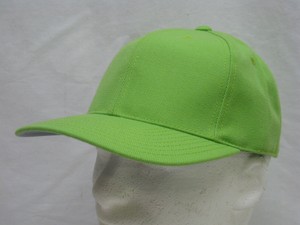 green hat
