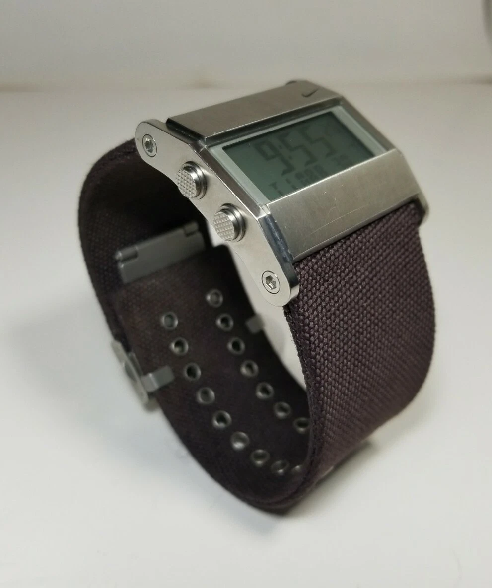 Rare Nike Oregon Square Digital Watch Mens Silver Tone Brown WA0037 New Battery