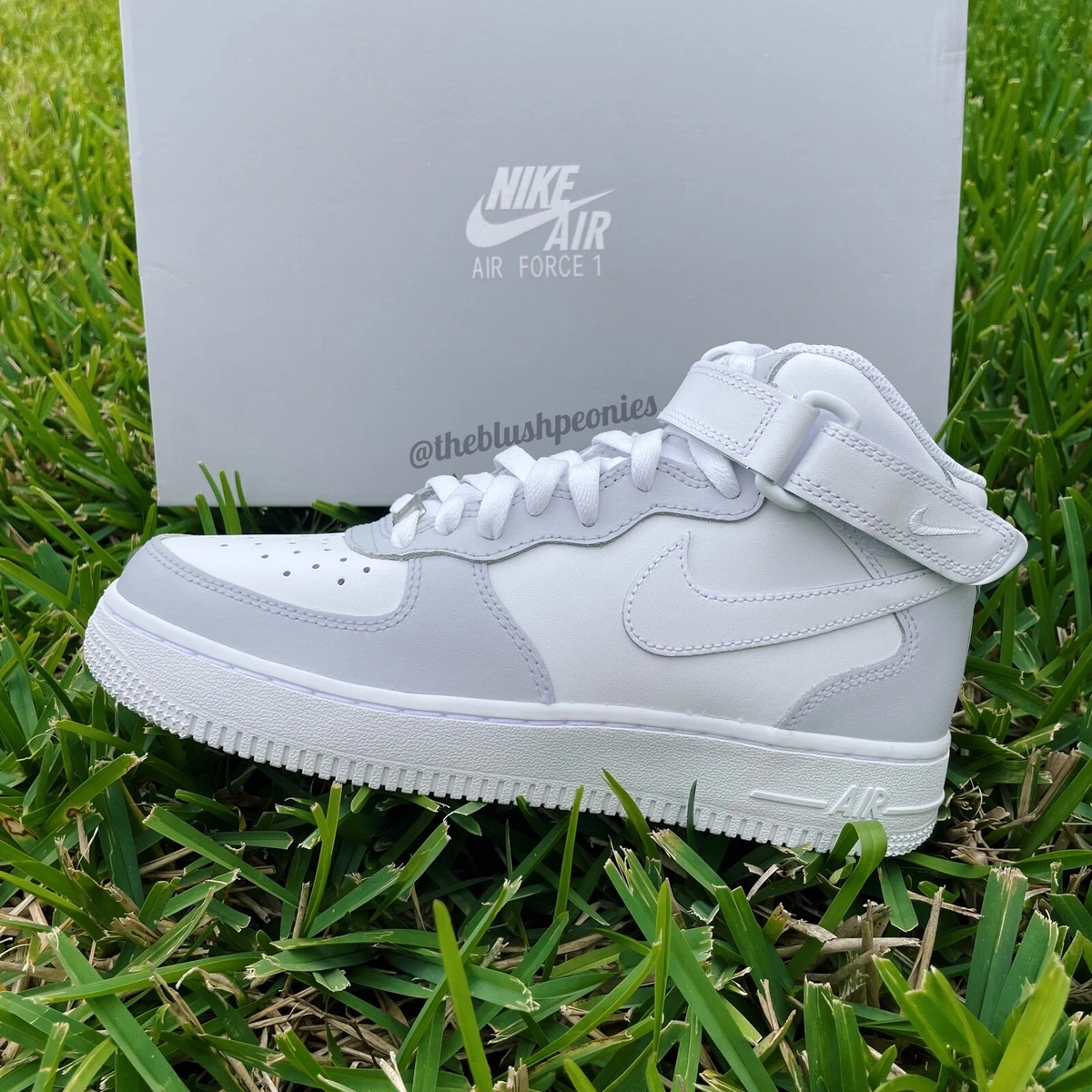 Nike Air Force 1 Mid Sneakers