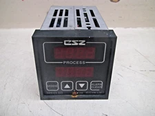 Watlow CSZ Temperature Controller Model: 945A-1CA2-AJAJ FREE SHIPPING