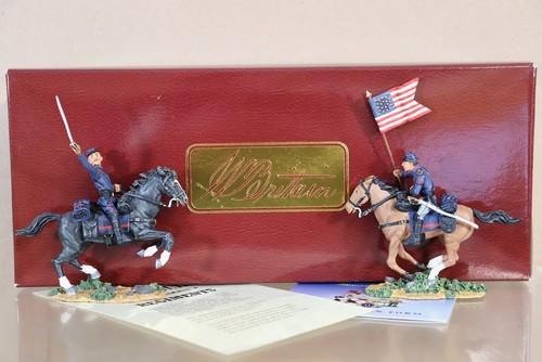 FIGURINE BRITAINS PIETON MILITAIRE GUERRE NORDISTE CHARGE SON FUSIL