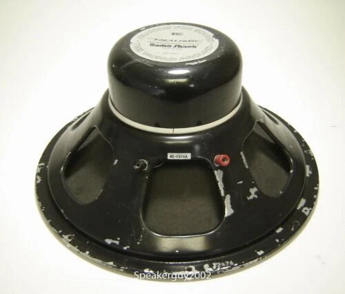 Altavoces De Audio Profesional Realistic y monitores