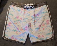 Hurley Women's Beach Shorts Size 1