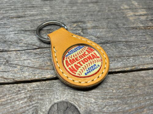 New Item! Vintage Spalding American/National League Baseball Glove Key Chain! - Imagen 1 de 4