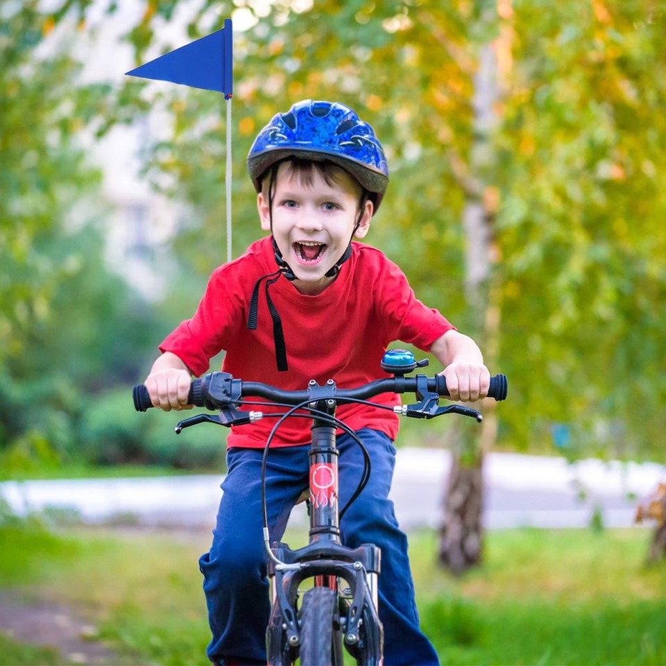 Yellow Waterproof Bike Flag for Kids with Fiberglass Pole and Easy ...
