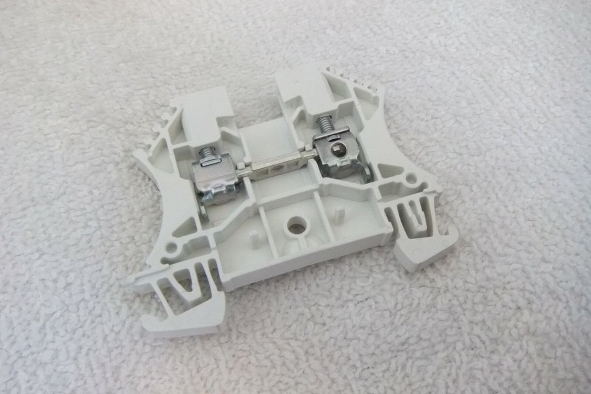 ウルル 7 ) Weidmuller WDU 4 WS WDU-4 White Terminal Blocks