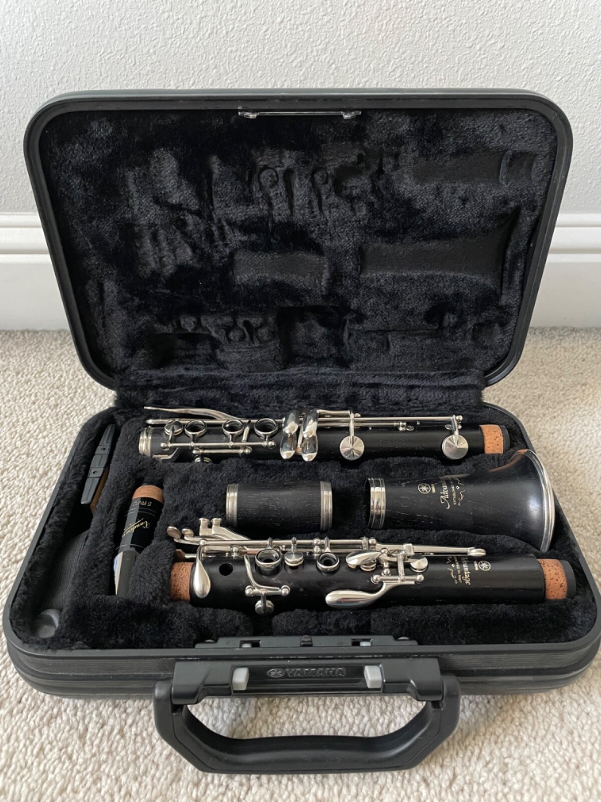 Yamaha YCL400 AD Advantage Wood With Original Case NICE FREE