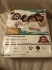 Golden Series Bedding Waterproof Terry Top Mattress Protector Twin White NEW  