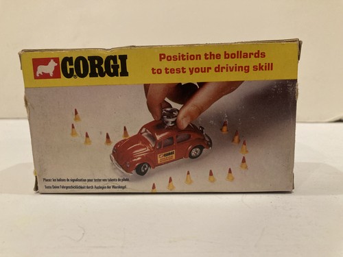 Corgi toy Volkswagen 1300 Motor School Car - Picture 3 of 8