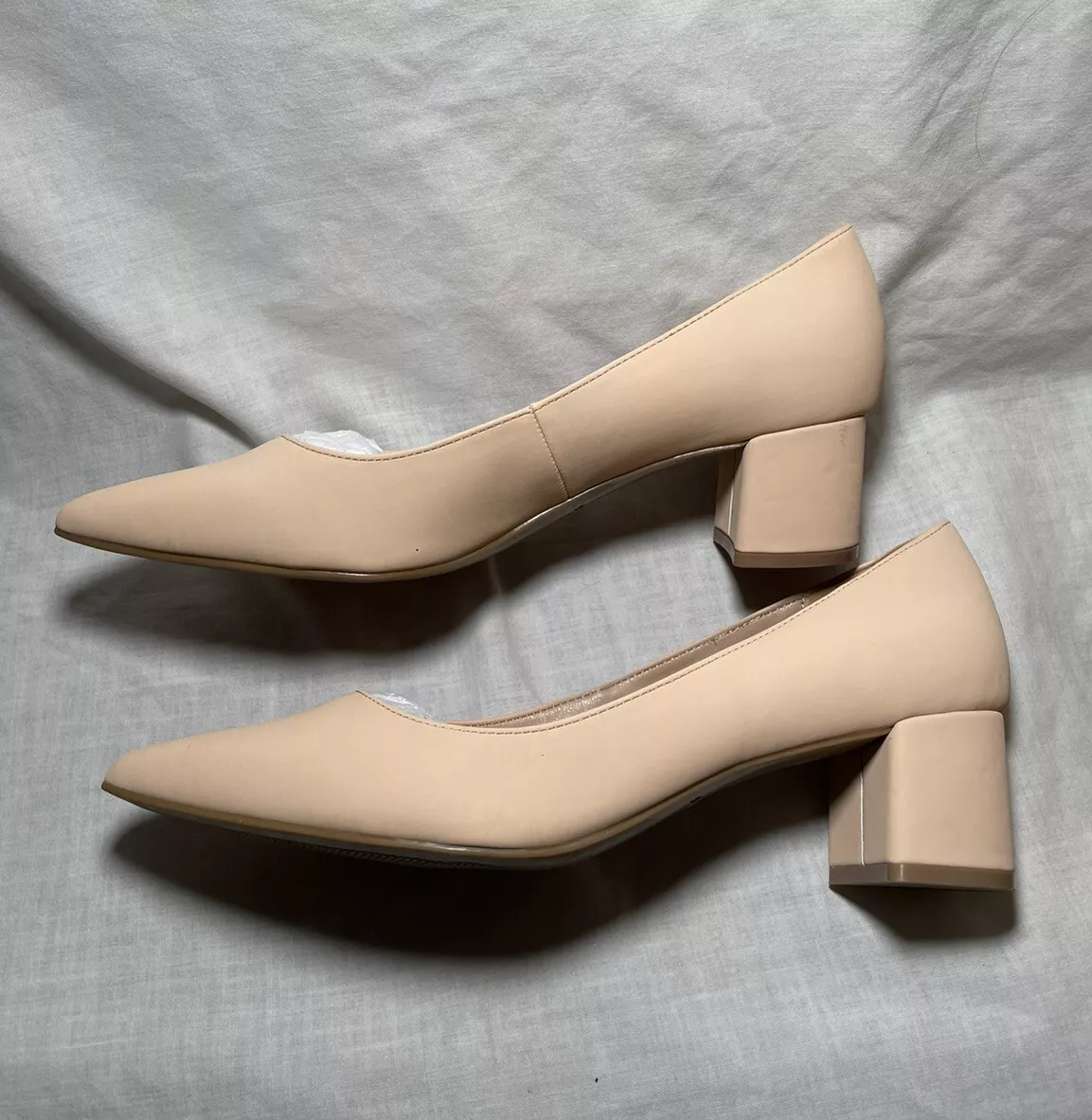 Beige chunky heels top