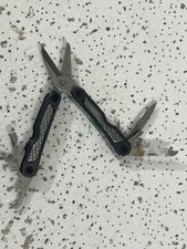 Craftsman 10-in-1 Multi Tools Black Pliers EDC --
