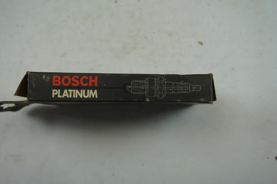 PACK DE 6 BUJÍAS BOSCH SUPER PLUS HR8BP NOS Foto 2 de 4