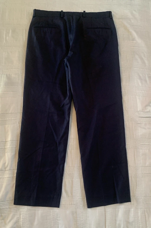 Pantalones de vestir Lauren Ralph Lauren para hombre de lana azul marino frente plano talla 32x30 etiqueta verde Foto 4 de 4