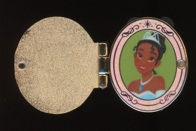 HKDL 2021 Castle Of Magical Dreams Flower Locket Princess Frog Tiana Disney Pin