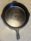 Griswold Cast Iron #12 Small Logo Skillet 719A  w/ Heat Ring