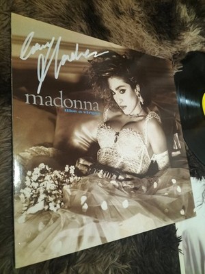 MADONNA - LIKE A VIRGIN, GENUINE AUTOGRAPHED + Certific. o. A. M/NM 33 LP Vinile