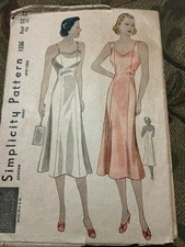 1930  s Simplicity Slip Pattern Chest 32 Complete