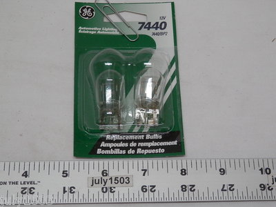 (2) New GE 7440 Miniature Lamp Bulb 25w Wedge Base 12 volt T7 12v 