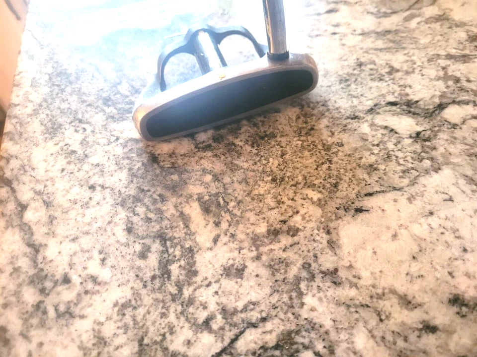 MENS HIPPO MALLET PUTTER - Image 2 of 4