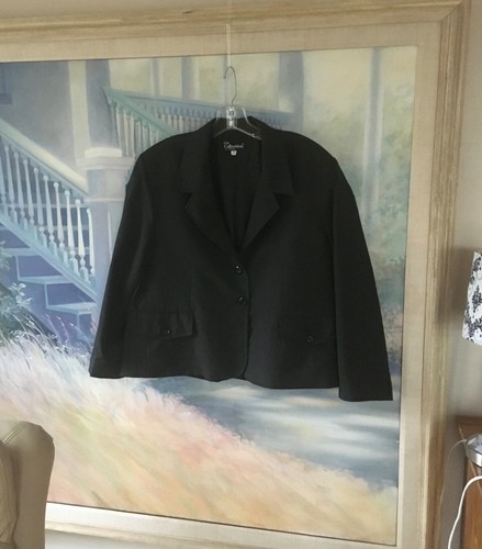 Cole's Collection Plus Size Women's Short Pinstripe Black Blazer Sz. 20 - Picture 2 of 12