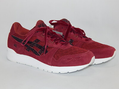 maroon asics womens