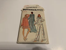 Butterick 3913 Pajamas Nightgown Shaped Yoke Ruffles Jewel Neck Bust mediu UNCUT