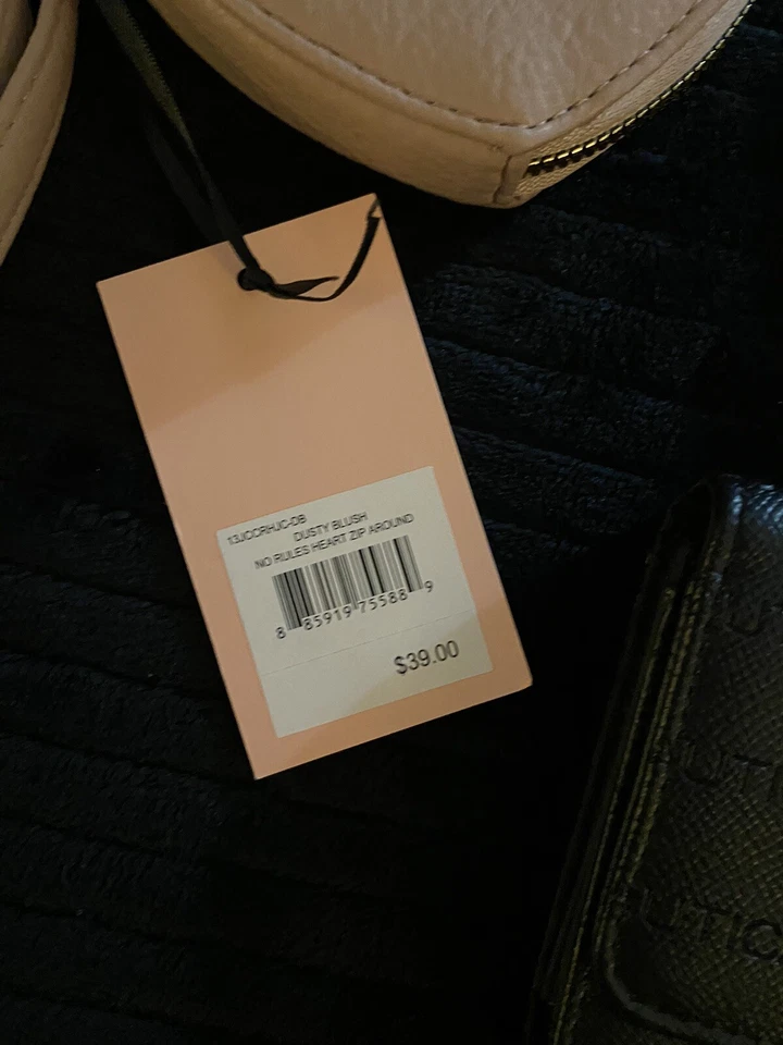 Men & Woman’s Wallet Set  (3) Wns  (1) Man Original $166.50 - Image 2 of 4