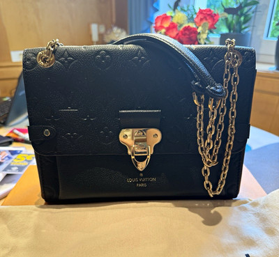 Louis Vuitton Vavin PM   Schwarz Monogram Empreinte Leder   Top Zustand