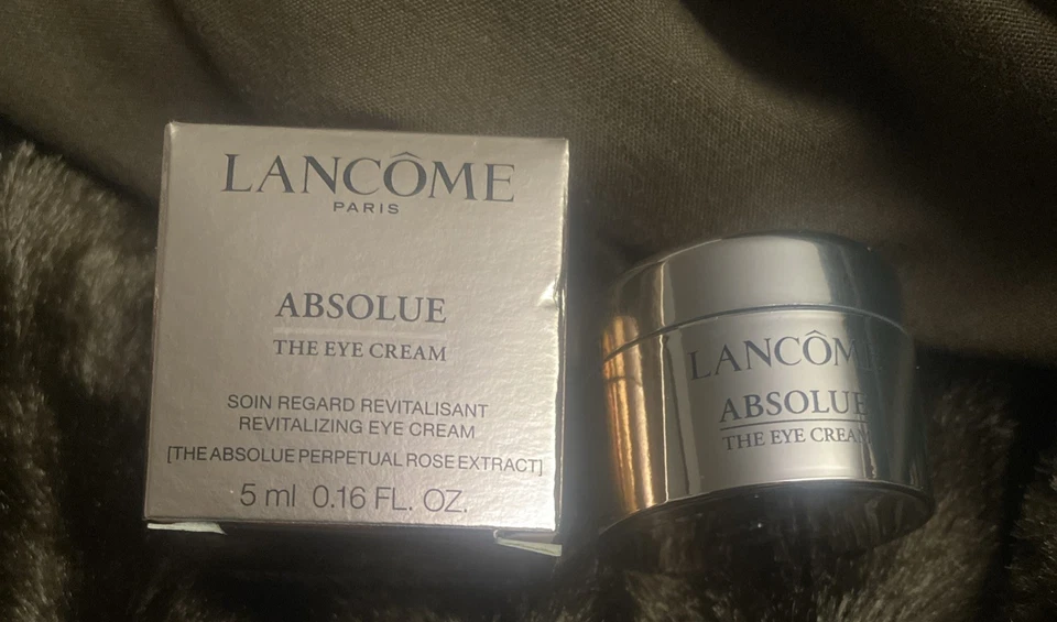 Crema revitalizante para ojos Lancome Absolue con extractos de rosas 5 ml 0,16 oz TAMAÑO DE VIAJE Foto 2 de 4