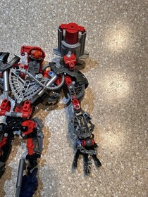 lego bionicle maxilos and spinax Lot 8924