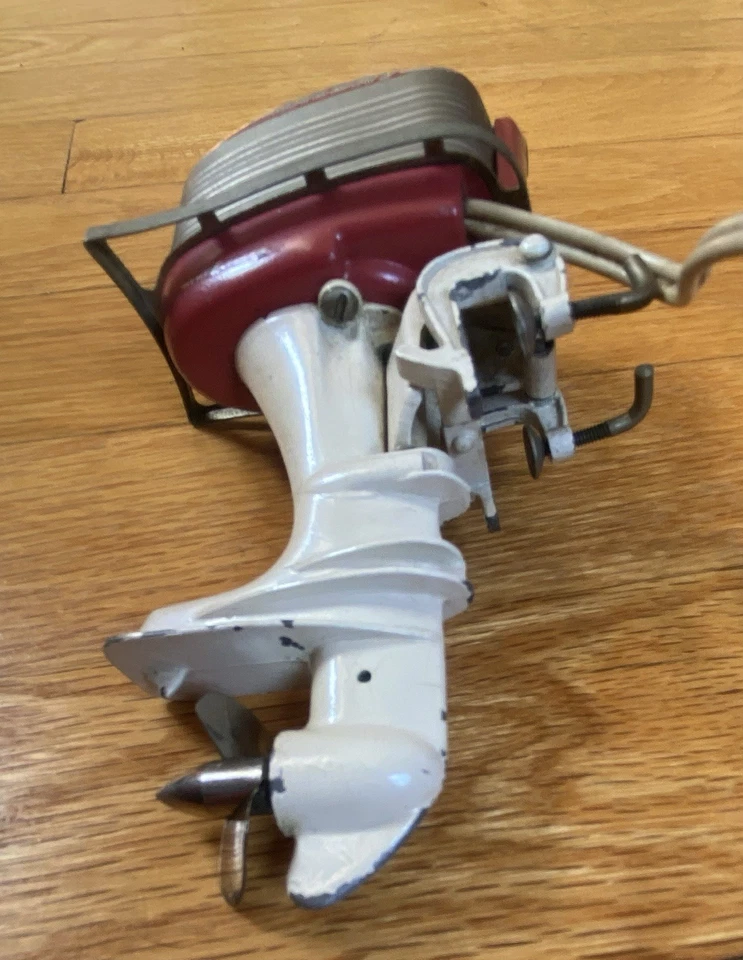 Mercury Fueraborda Barco de Juguete Motor Juguete De Colección Raro K&O Foto 3 de 4