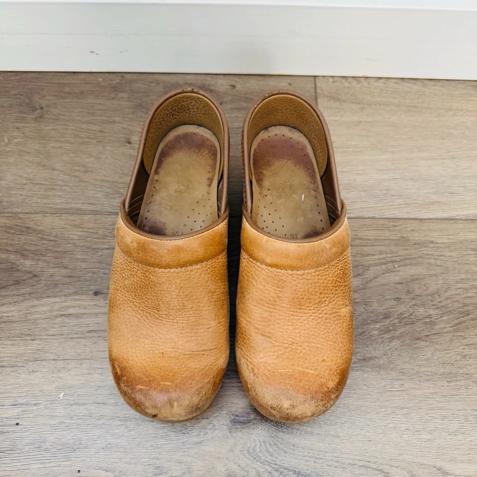 Tamancos femininos Dansko Professional couro mel tamanho 7 - Imagem 4 de 4