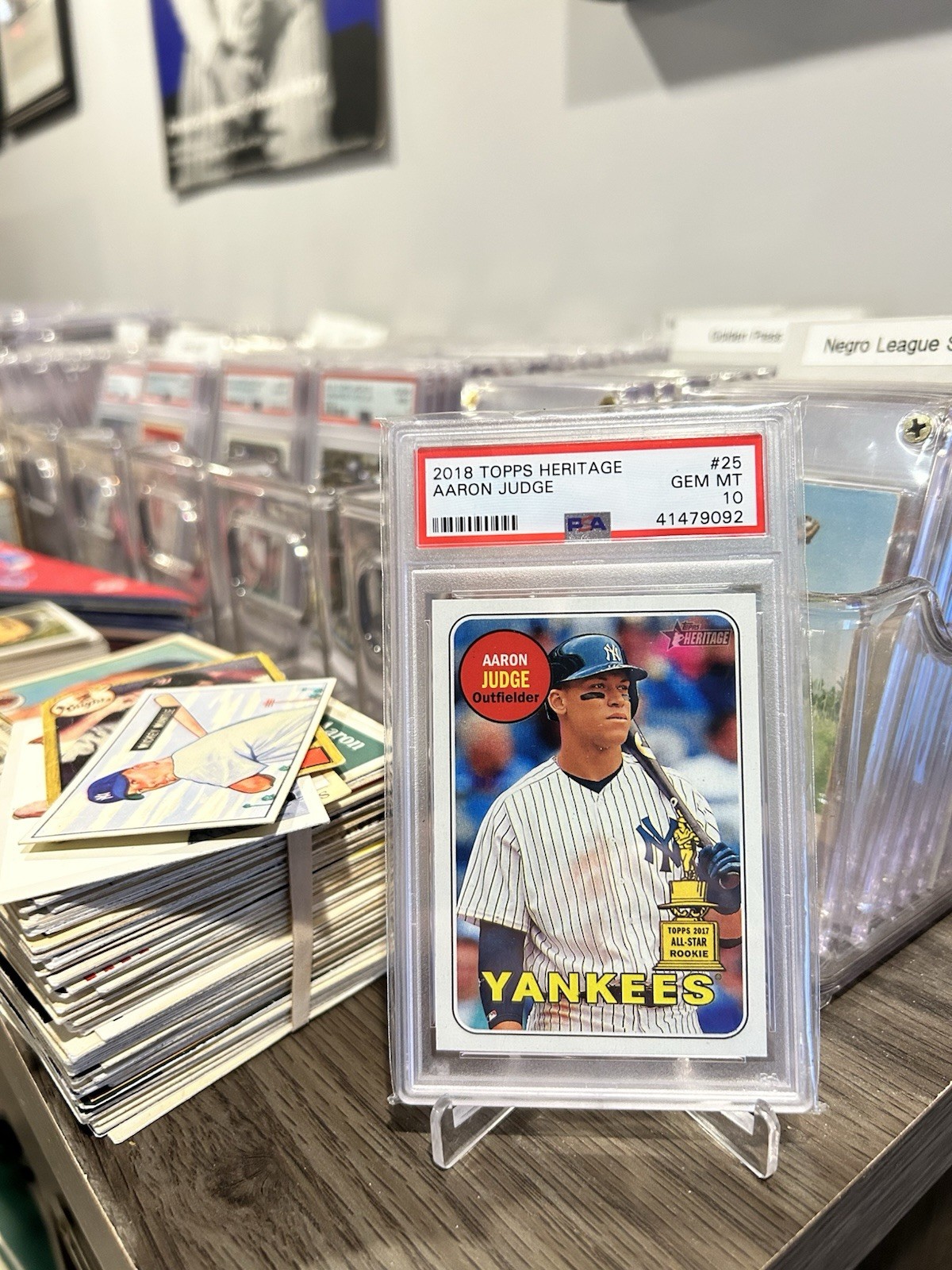 2018 Topps Heritage Aaron Judge Gold Cup All-Star Rookie #25 Yankees PSA 10