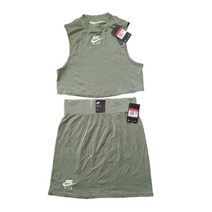 nike two piece skirt set