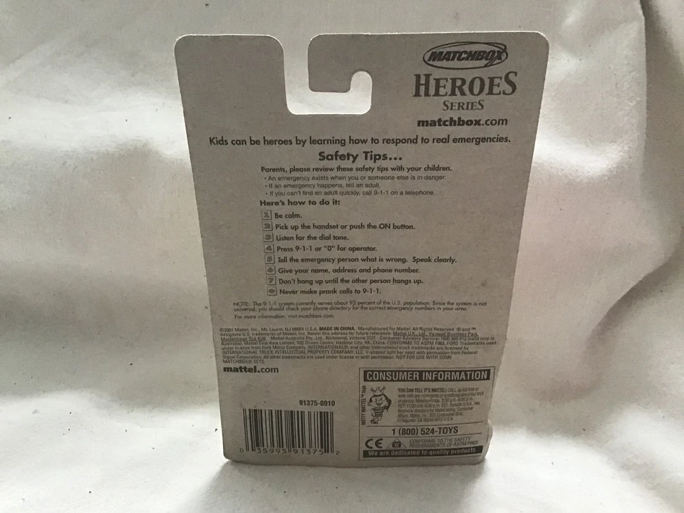 MATCHBOX (US ISSUE) HEROES SERIES - POLICE VEHICLE - ON CARD (2003) - Image 2 of 2