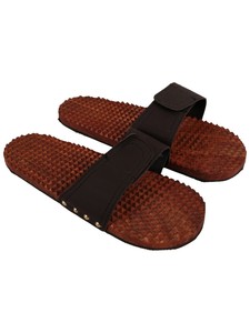 acupressure slipper for men