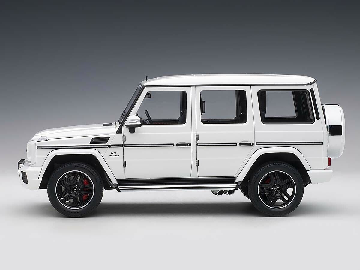 MERCEDES-BENZ G63 AMG G-WAGON GLOSS WHITE 1:18 by AUTOART MERCEDES-BENZ G63 AMG G-WAGON GLOSS WHITE 1:18 by AUTOART
