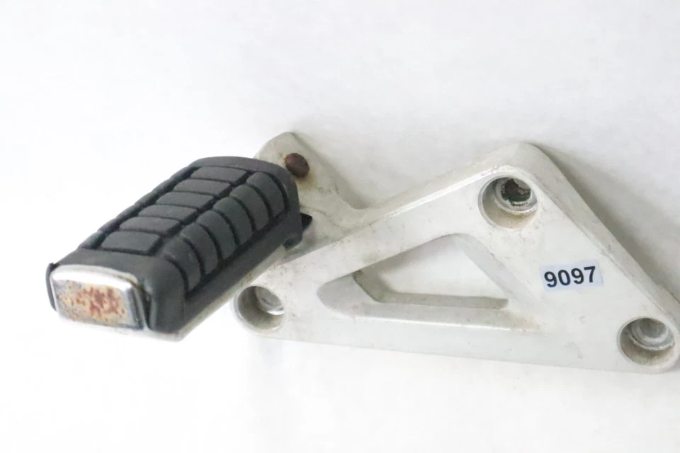 83 1983 Honda CX 650 CX650C Custom Right left Hand Rear RHR Foot Peg & Bracket - Image 3 of 4