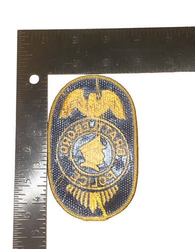 Brattleboro Vermont VT Police Department Patch Oblong Oval Navy And Gold - Picture 2 of 2