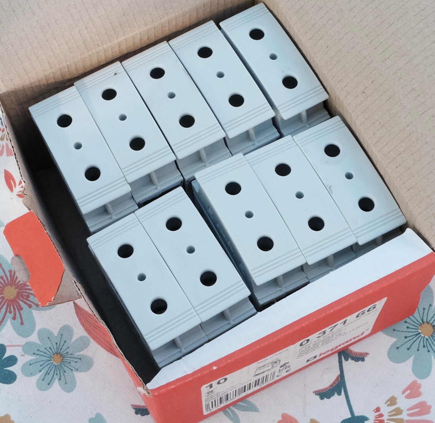 Bloc de jonction Legrand Viking 3 reference 037166 pas 22mm section 70mm2 - 3