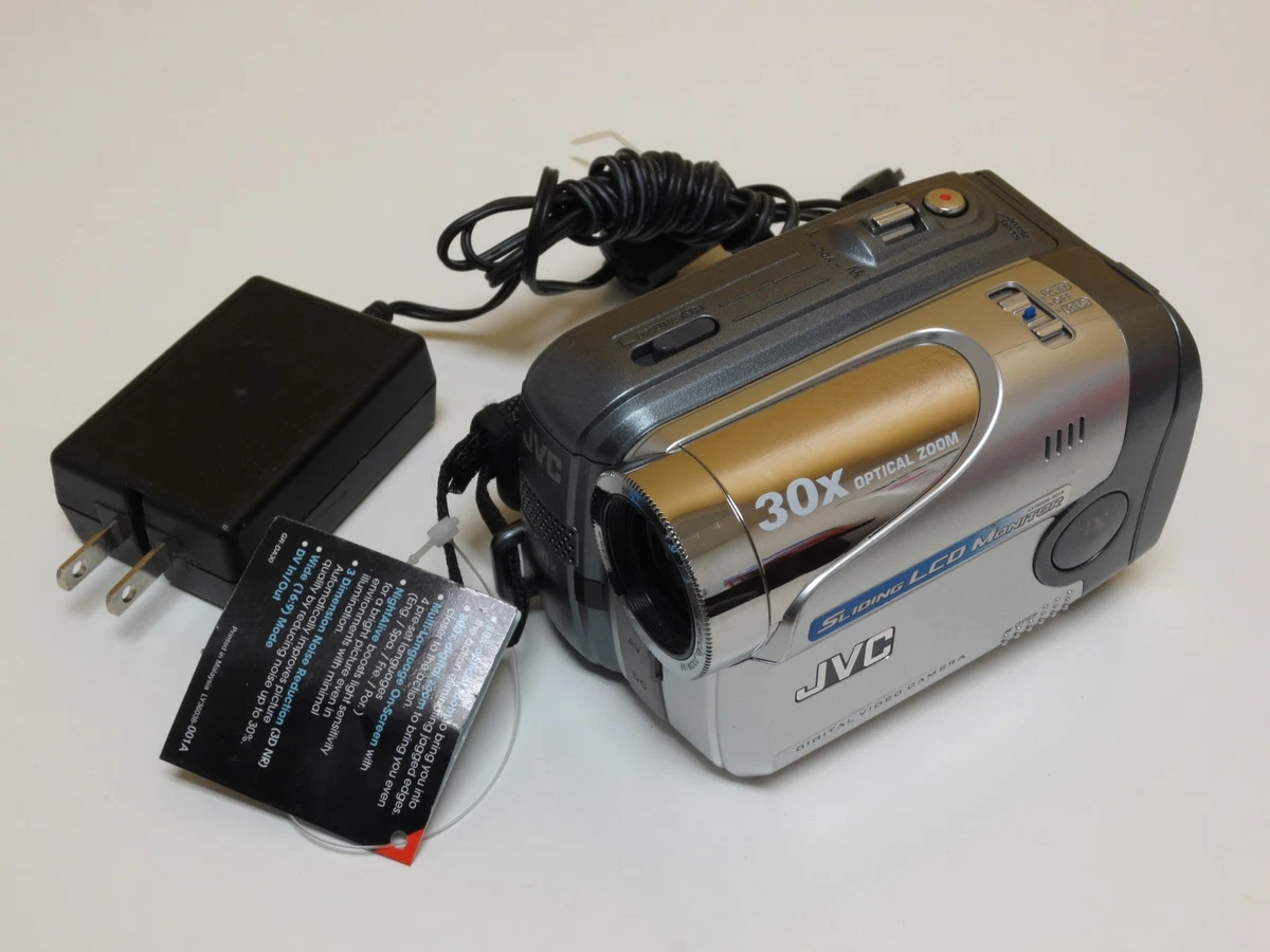 JVC GR-DA30U Digital Video Camera Black / Silver Mini DV - FOR PARTS / REPAIR |