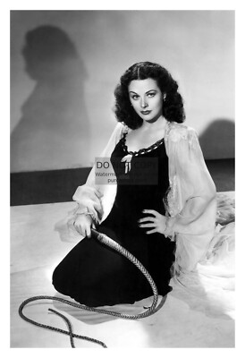 HEDY LAMARR HOLDING A WHIP FOR FILM THE STRANGE WOMAN 1946 4X6 B&W PHOTO