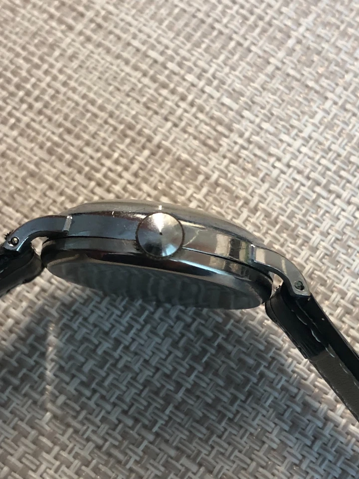 VINTAGE INGERSOLL“Triumph”,militare originale anni 50 meccanico a carica manuale - Immagine 4 di 4