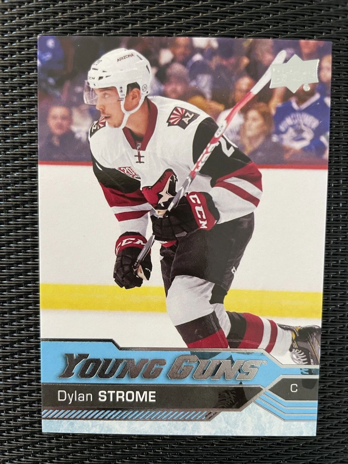 Dylan Strome trading card